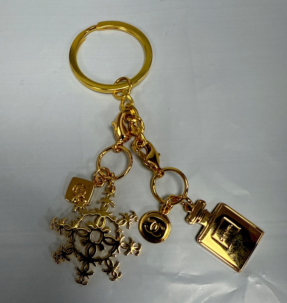Gold Key Chain Limited Chanel