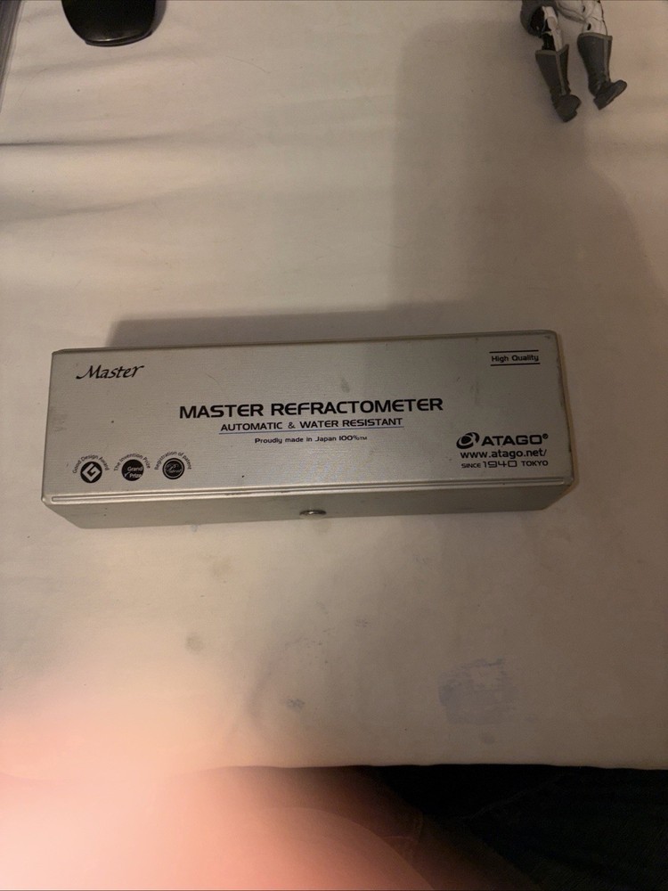 ATAGO Handheld MASTER-S10 Refractometer - Slightly Used