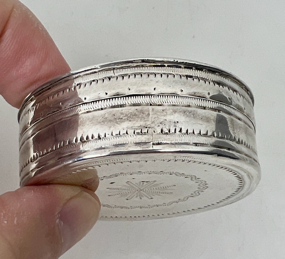 French 1793 Sterling Silver Snuff Box - 95382