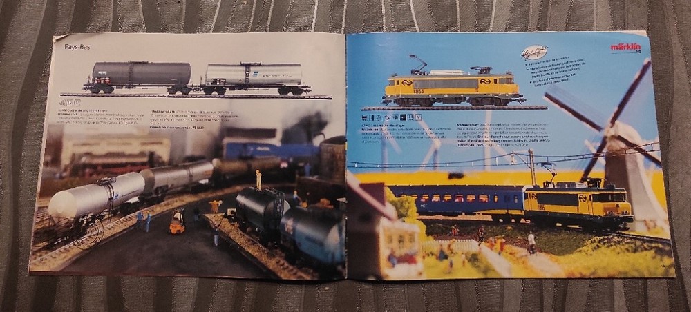 catalogue Märklin models export 2002 model railway train HO