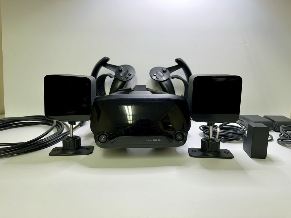 Valve Index PC & Console VR Headset Full Kit Knuckle Controllers, Base Stations
