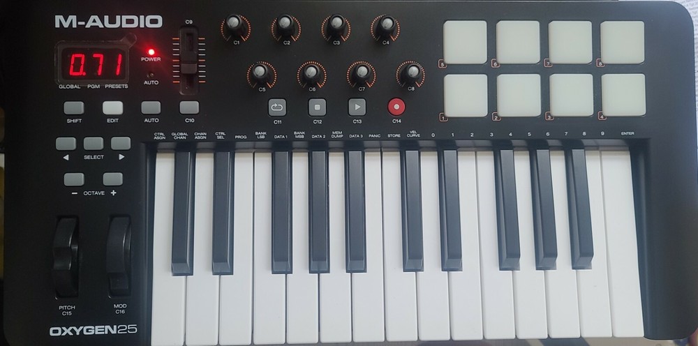 M-Audio Oxygen 25 mkV USB Controller