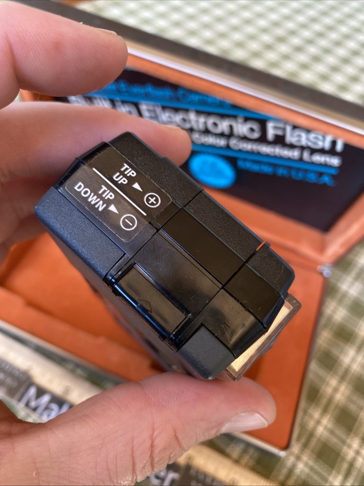 VINTAGE Berkey Keystone 310 Pocket Electronic Everflash Camera TESTED & WORKING