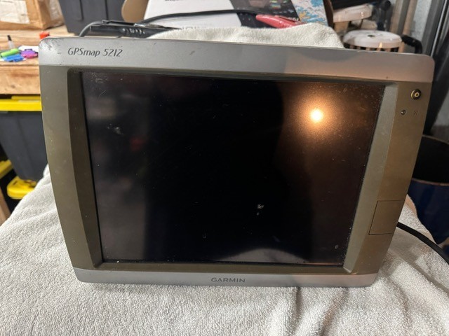 USED Garmin GPSmap 5212 Marine GPS Chartplotter Boat 12 inch