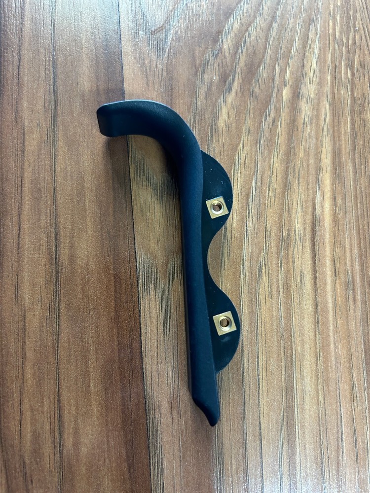 Hoyt Bow Grip #10 R-4; STD (Right Hand)