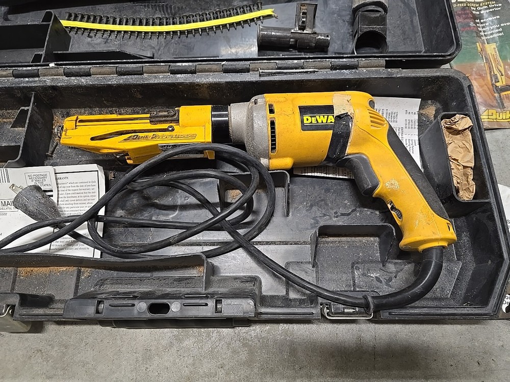 DeWalt Quick Drive 2000 Series DW275QD Screw Gun Bits Handle