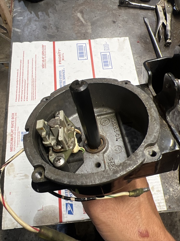 mercruiser thunderbolt distributor