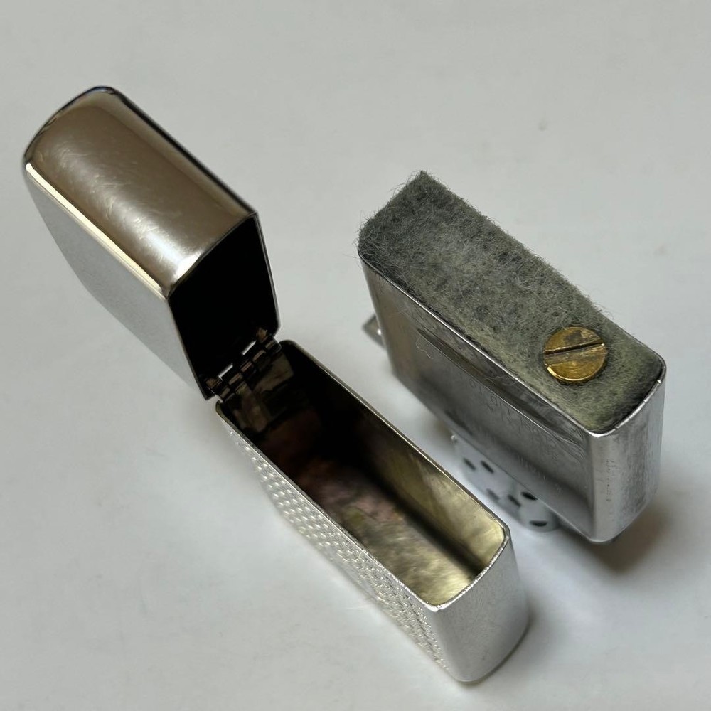 Zippo lighter Zi made in 2003