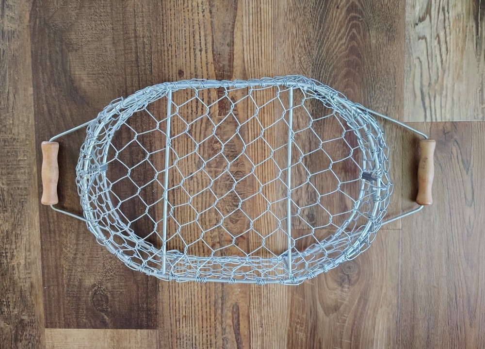 Chicken Wire Basket Silver Oval With Two Wood Accented Handles