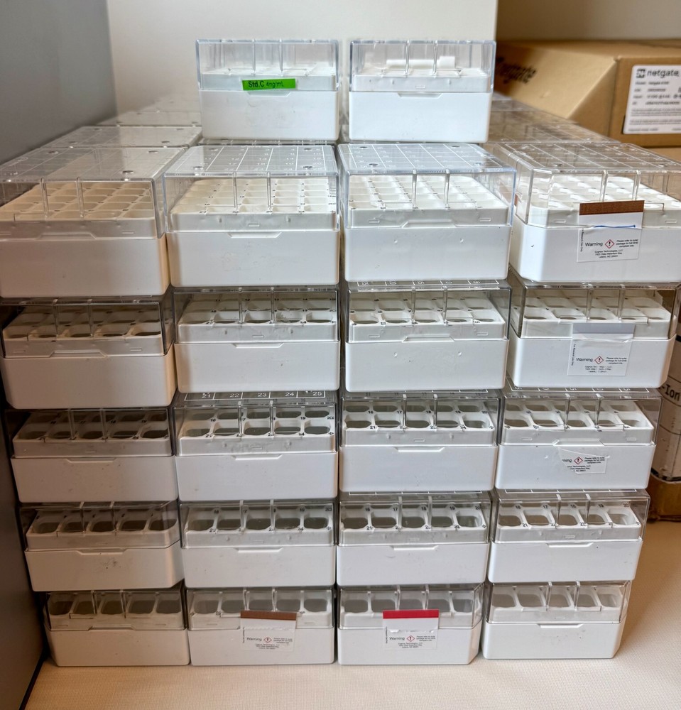 Nalgene 89236-040 PC Storage CryoBox, 25 x 1-2 mL Vials