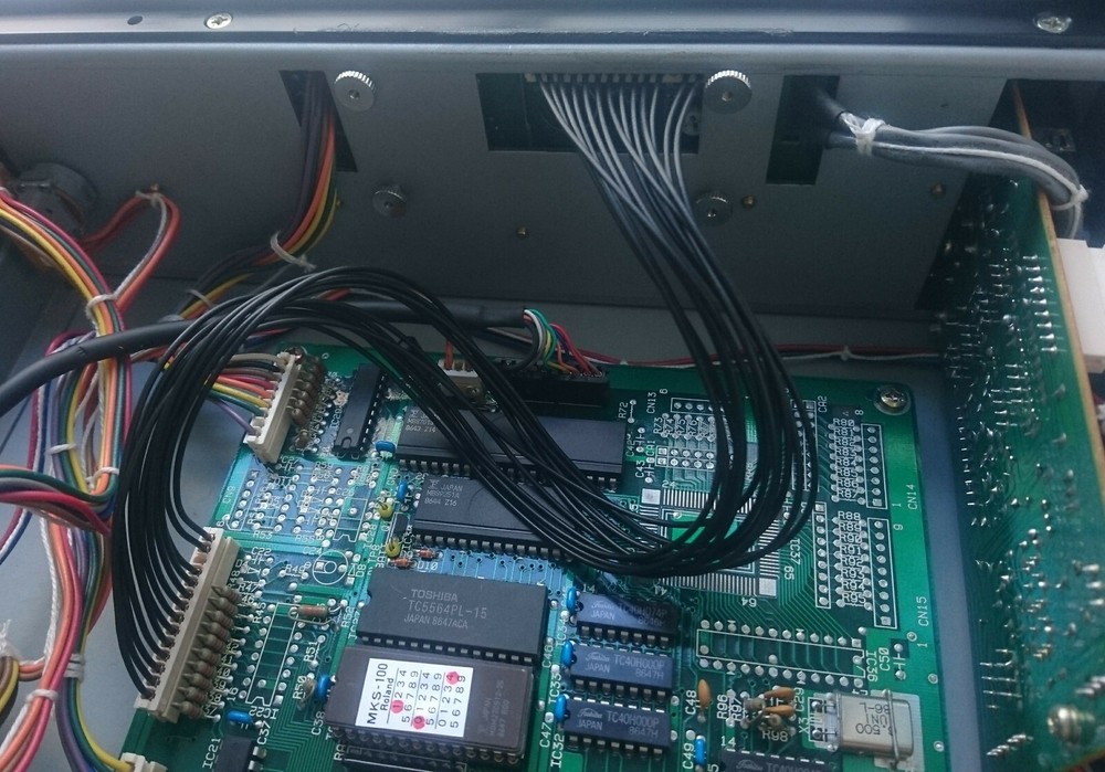 Roland S-220 Custom OLED Display !