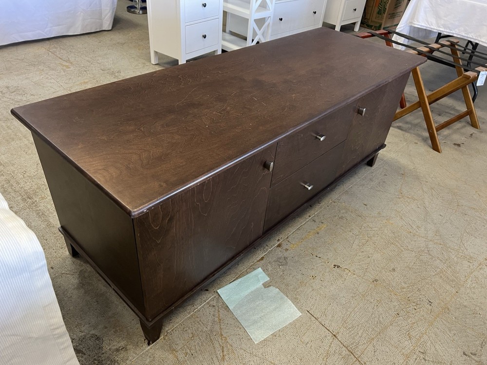 Console / Mid-Century Modern style TV stand console or sideboard