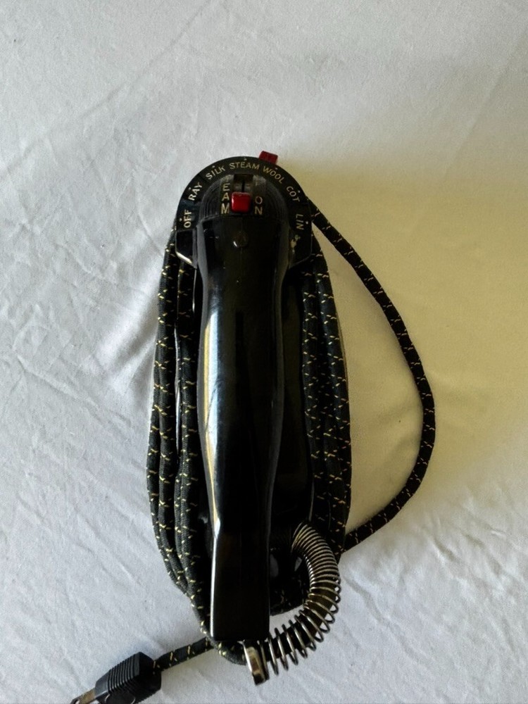 Vintage Sunbeam Ironmaster Iron Model S-4 Fabric Cord