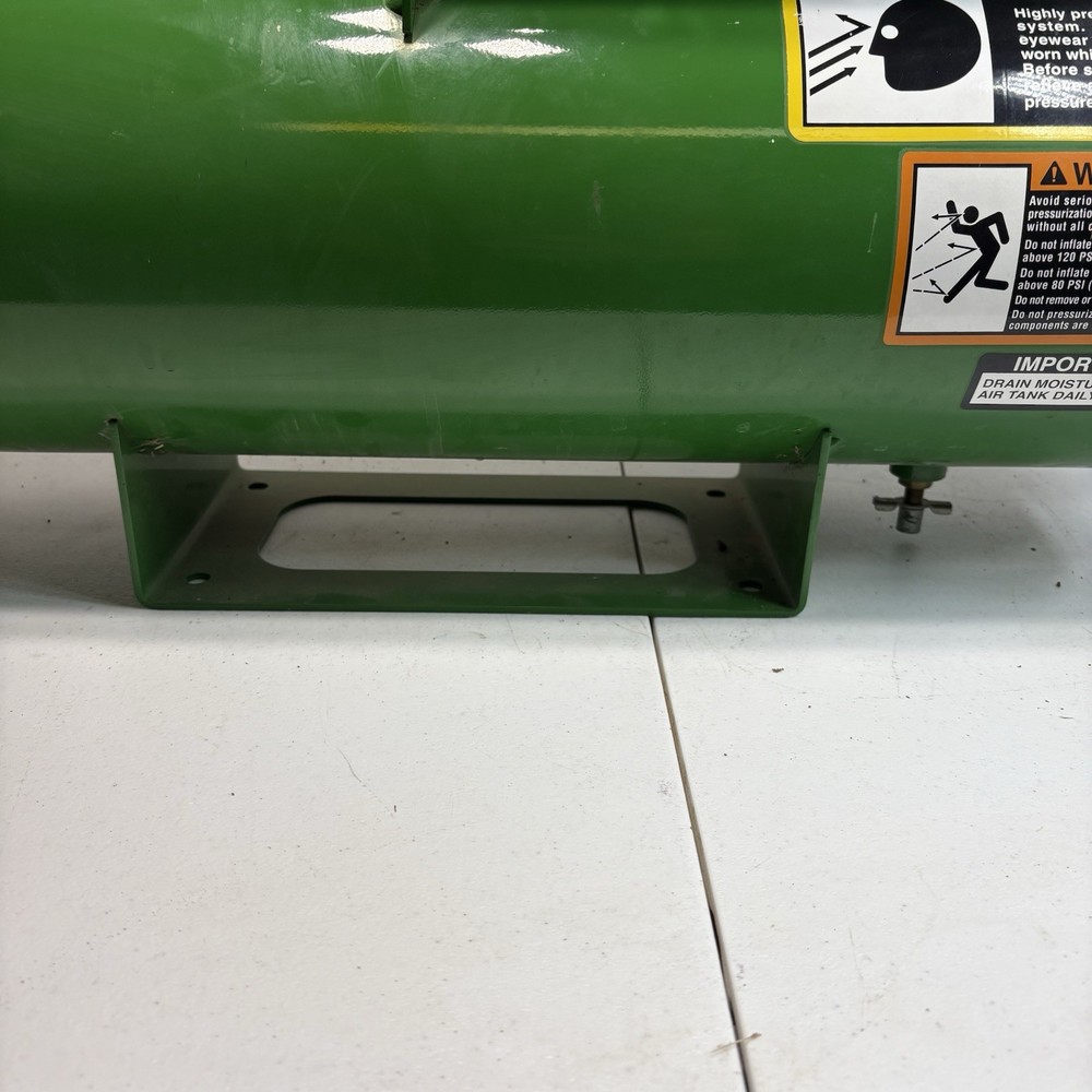 JOHN DEERE PLANTER COMPRESSOR TANK ASSEMBLY AA79379 MODELS BELOW-NEW