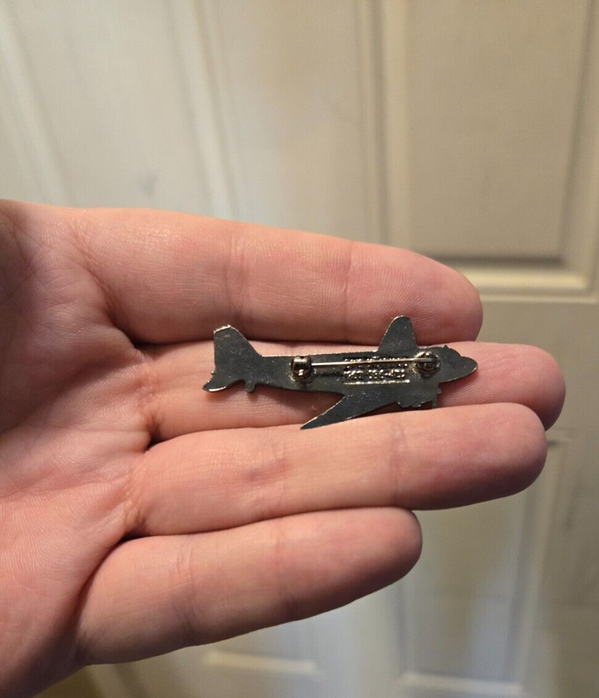 CF-CV6 Enamel Pin