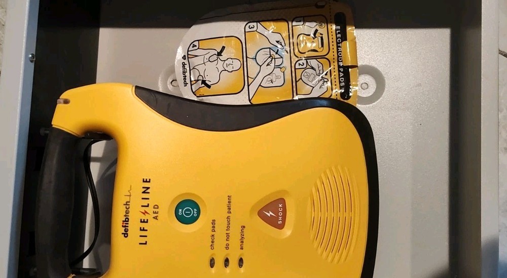 Defibtech Life Line Aed Working .