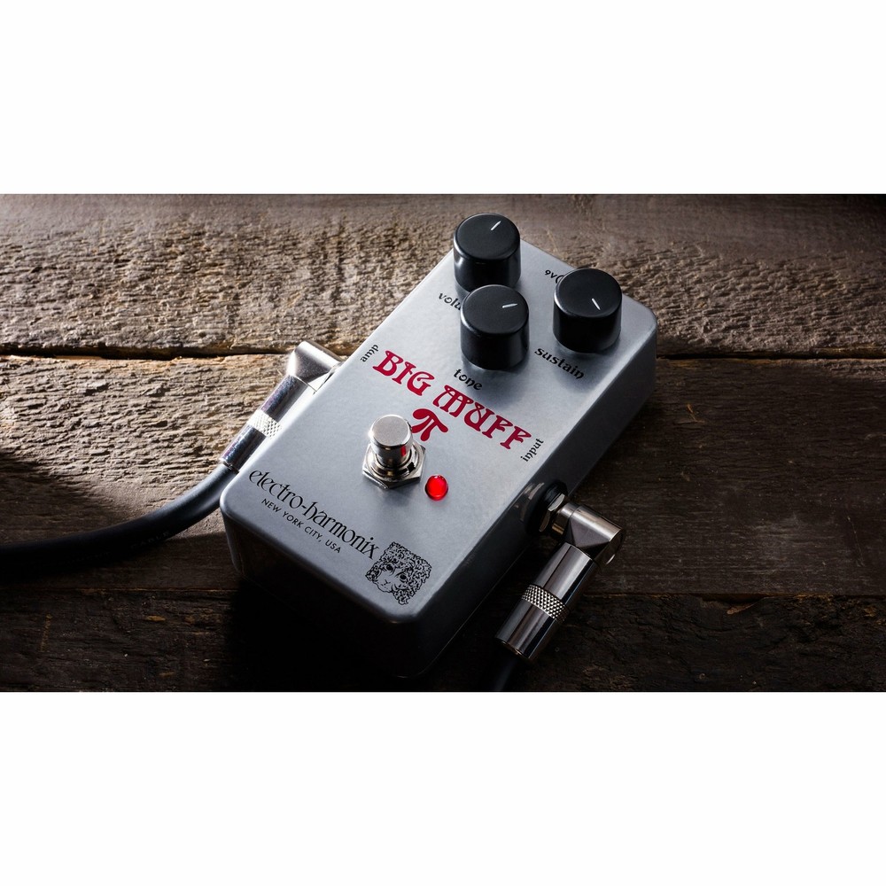 Electro-Harmonix Ram's Head Big Muff Fuzz Pedal - V2 Violet EHX Reissue