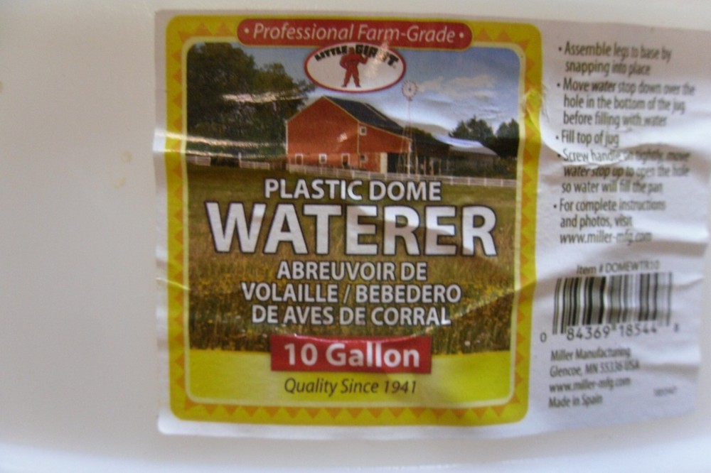 Plastic Dome Waterer 10 Gallon Miller Mfg