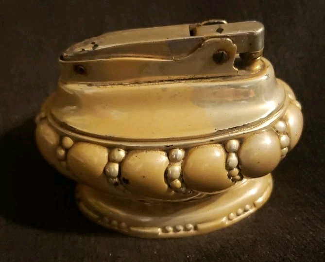 Ronson Crown Table Top Silver Plate Tray & Lighter & Cigarette Holder Set