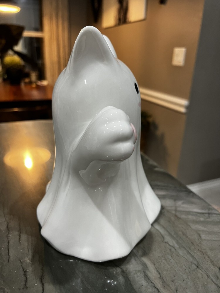 Goblin And Ghoul Ghost Cat Halloween Decor