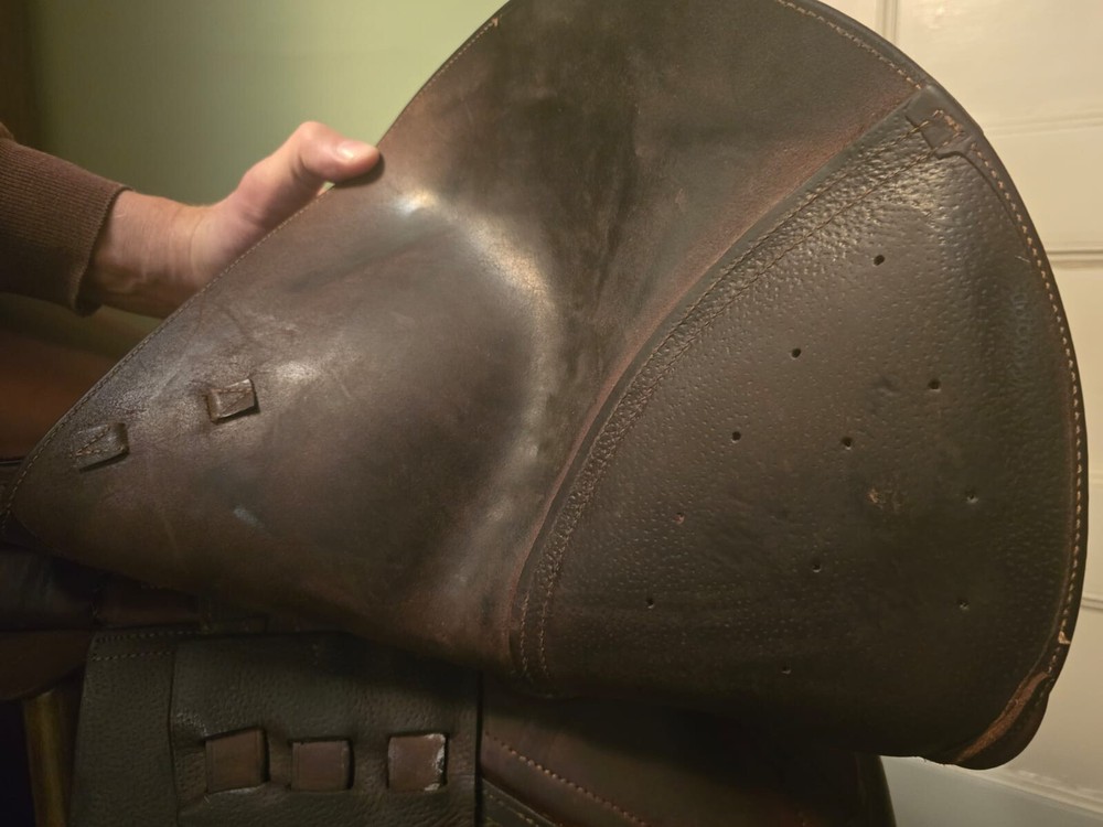 Jumping Saddle CWD 18”M SE02