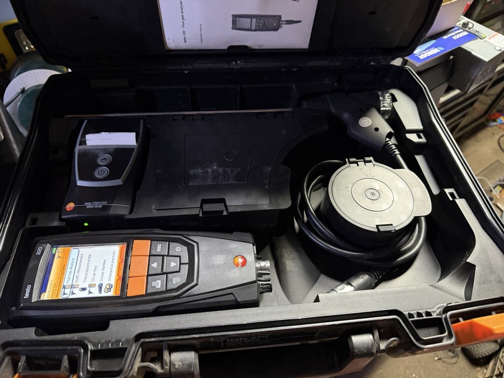 TESTO 320 FLUE GAS ANALYZER KIT COMPLETE WITH PRINTER