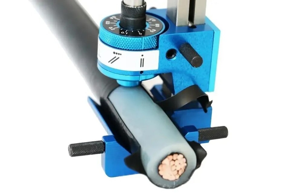 Semiconductor Layer Stripper CST210 Cable Stripper Is Suitable Diameter 13-41mm