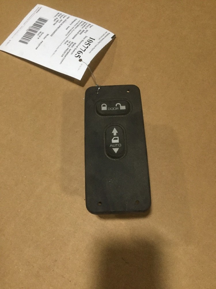 INTERNATIONAL Prostar Door Electrical Switch Tag# 1057765