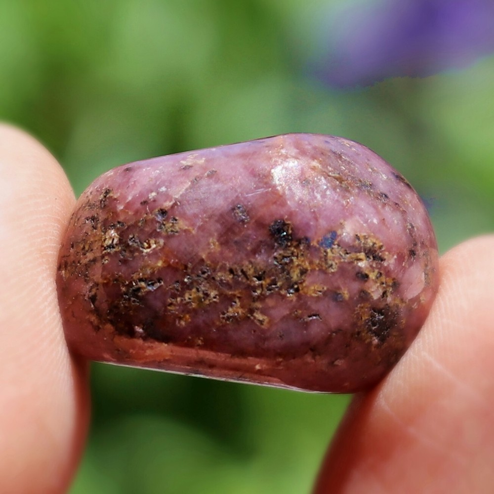 Tumbled Stone: Ruby, Red Corundum from India (RUB63)