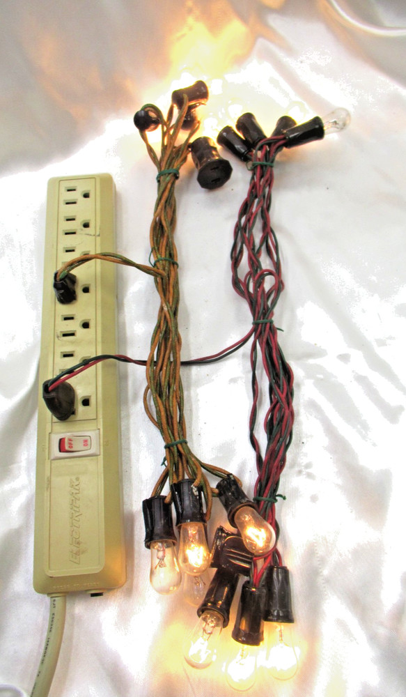 Vintage Christmas  2 White String 7 bulb Lights 8' Paramount Bakelite base C-7