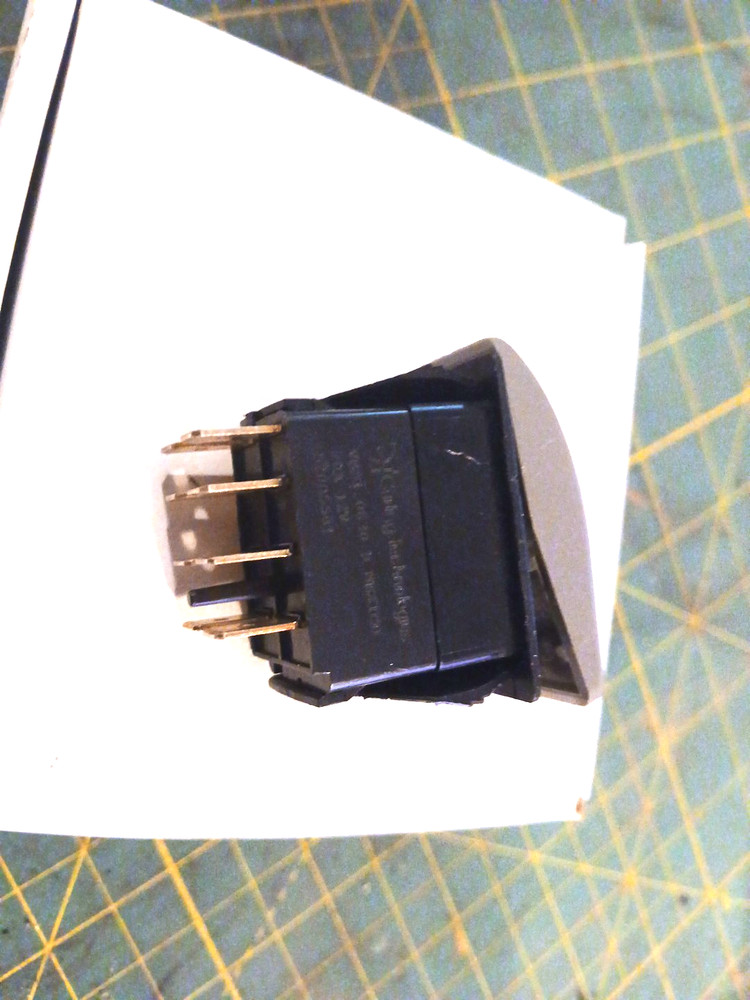 Carling / Thomas Bus Left Heater Switch, # 5200581