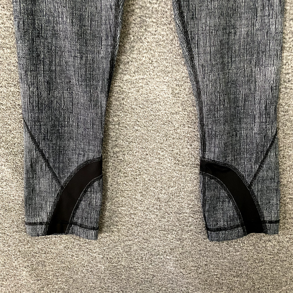 Lululemon Women's Size 4 Pull On Polyester Cropped Activewear Leggings