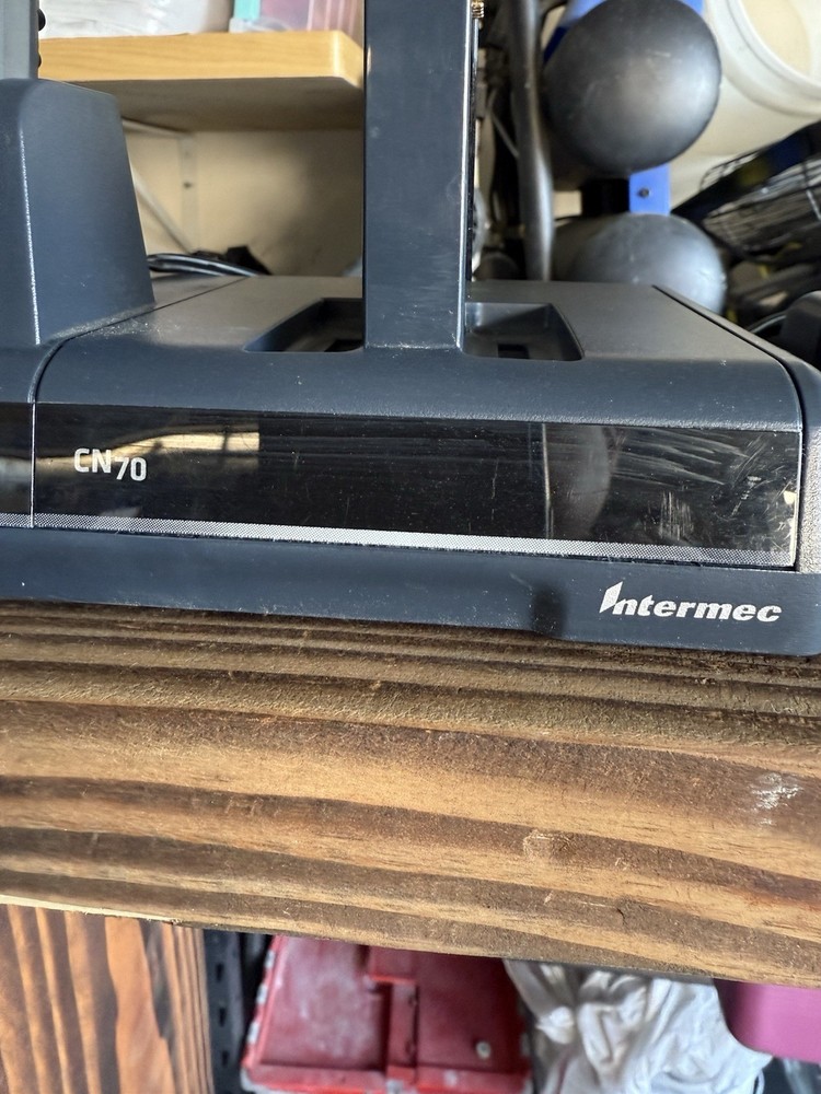 Intermec CN70e Mobile Computer Barcode Scanner with Cradle 1002UU01 with charger