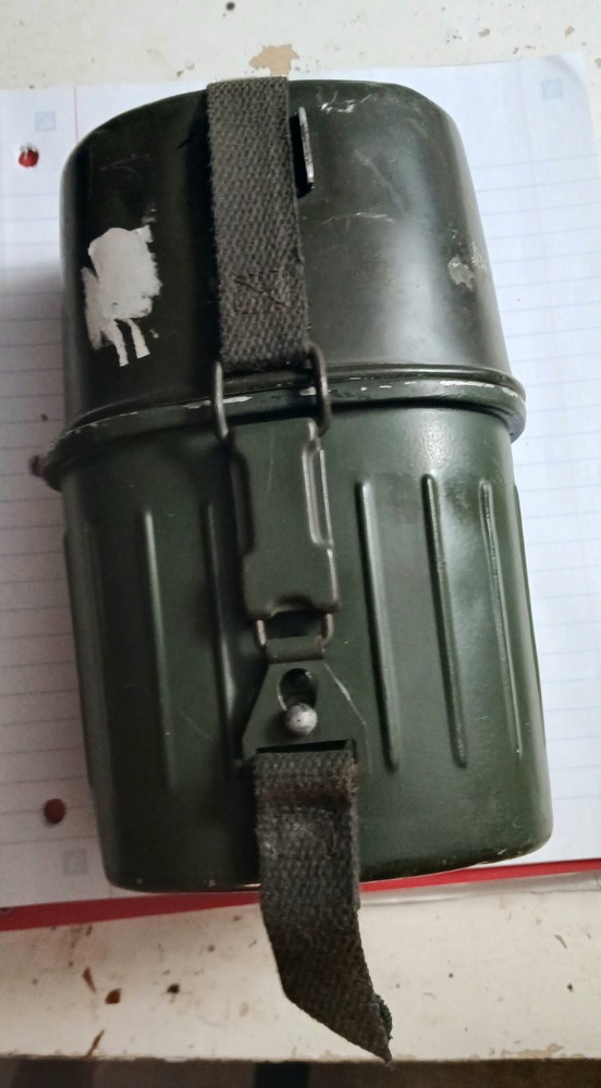M80 Cold war West German canteen, used, excellent condition, usable