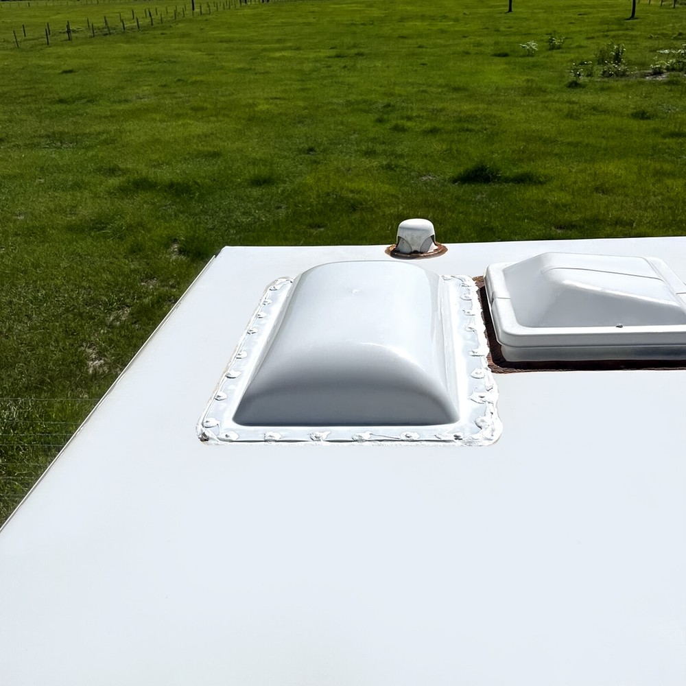 18" x 26" For RV Camper Skylight Exterior White Skylight Cover Roof Top