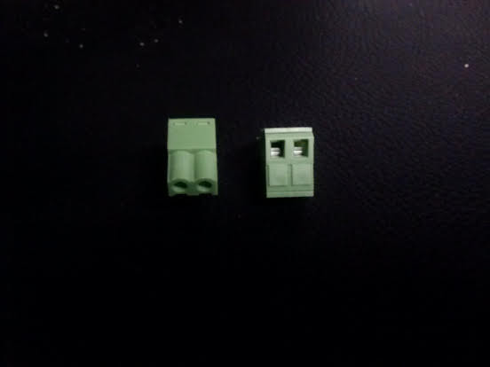 2-Pin Speaker / Power / Equalizer / Processor / Remote Plug DUAL DSEQ505BT