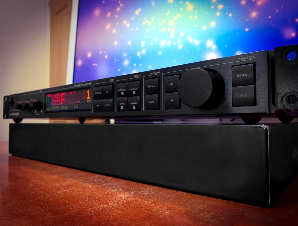 TC Electronic M-ONE 🌈RaRe🌈 Rack Mount Dual Effects Midi Audio Processor