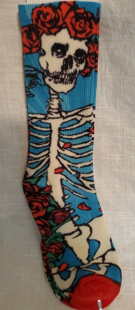 GRATEFUL DEAD BERTHA SKULL AND ROSES LADIES SOCKS