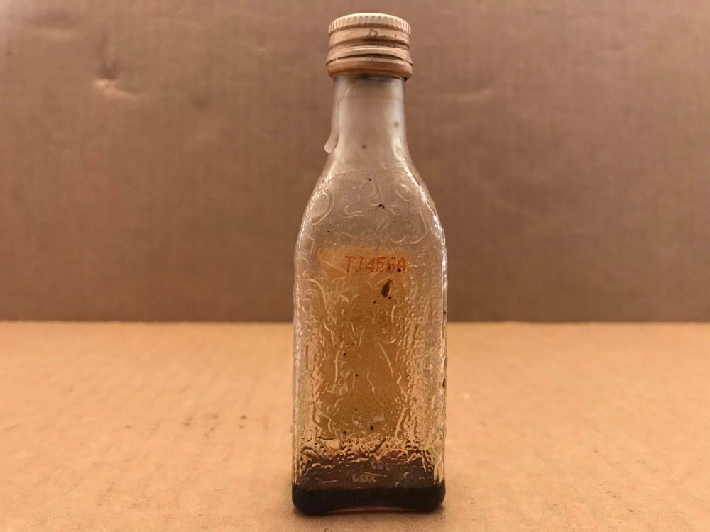 Vintage Seagram's Extra Dry Gin Empty Mini Bottle