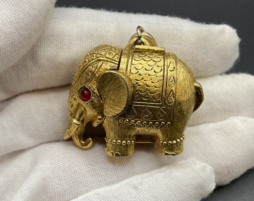 VTG 60s Max Factor Elephant Tiny Tusker Perfume Creme Compact Pendant Empty