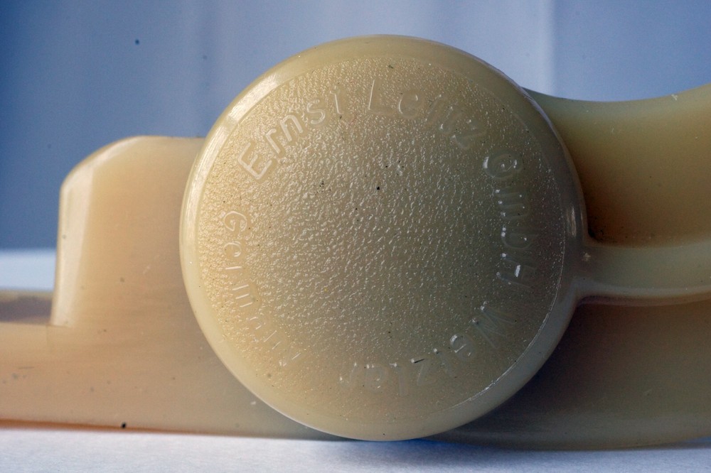 Leitz Wetzlar Leica CTOOM Camera Right Angle Adjustable Flash Bracket Plastic