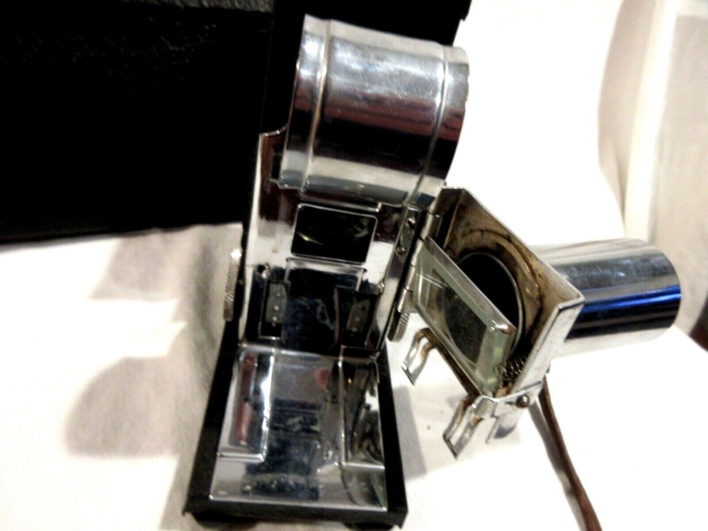 Vintage Davidson Mighty Midget Projector in Original Case