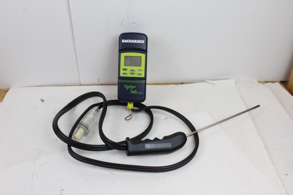 Bacharach Fyrite Tech Analyzer