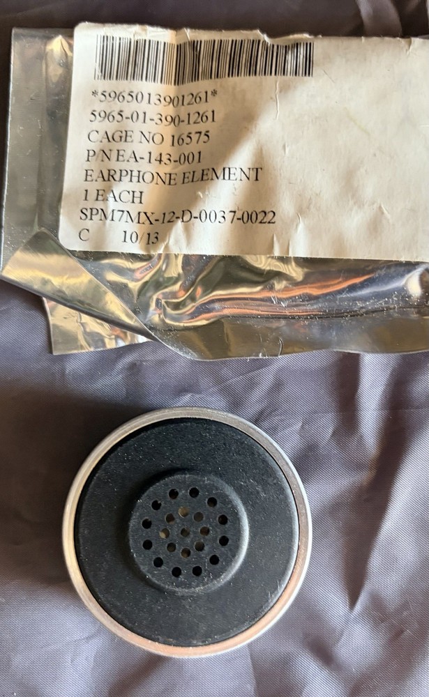 Flight Helmet Speaker Element