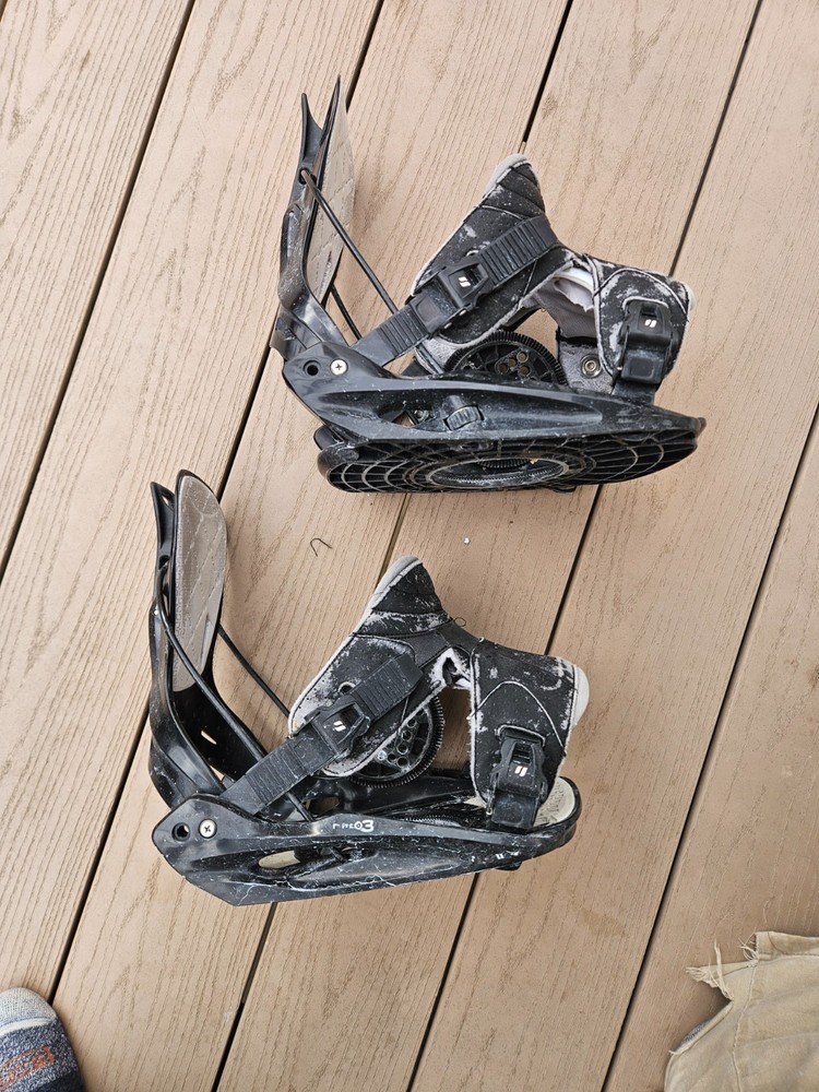 Flow snowboard bindings, Large, Flite 3's