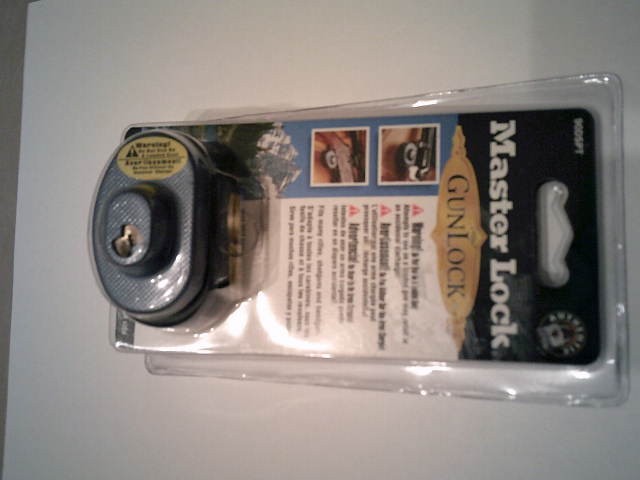 Master Lock Keyed Gun Trigger Lock 2 Keys Masterlock Gunlock 90DSPT New