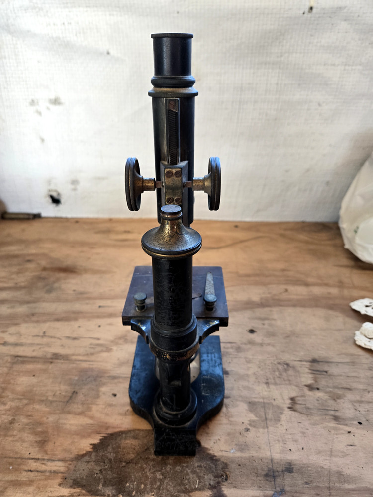 E.Leitz Wetzlar pre 1930 microscope Nº 60734