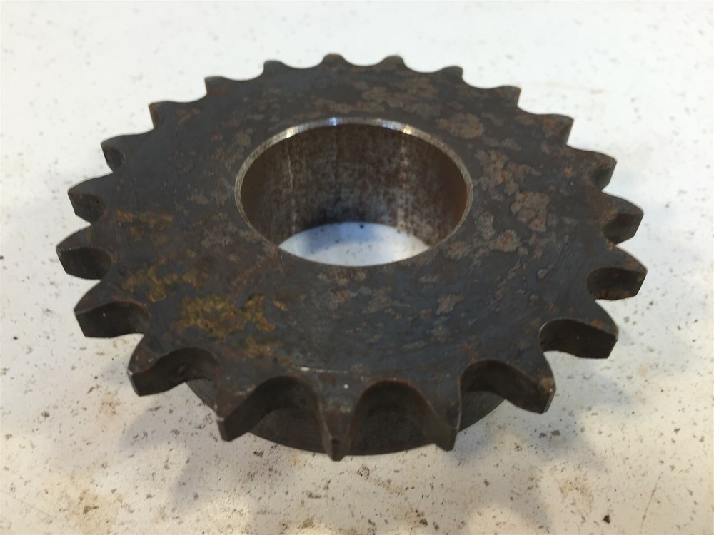 Tsubaki 40B21 Roller Chain Sprocket 1.43" Bore