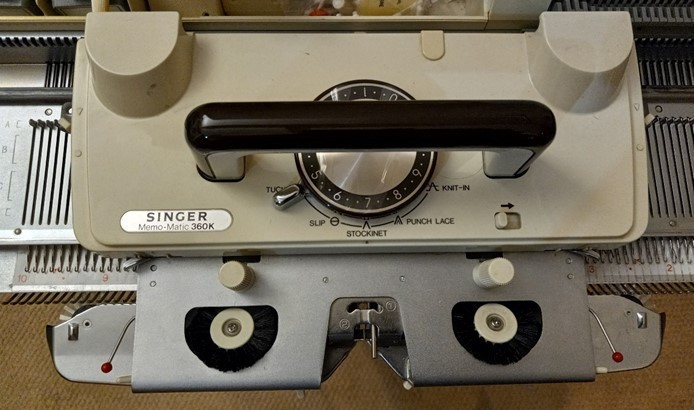 knitting machine singer 360k