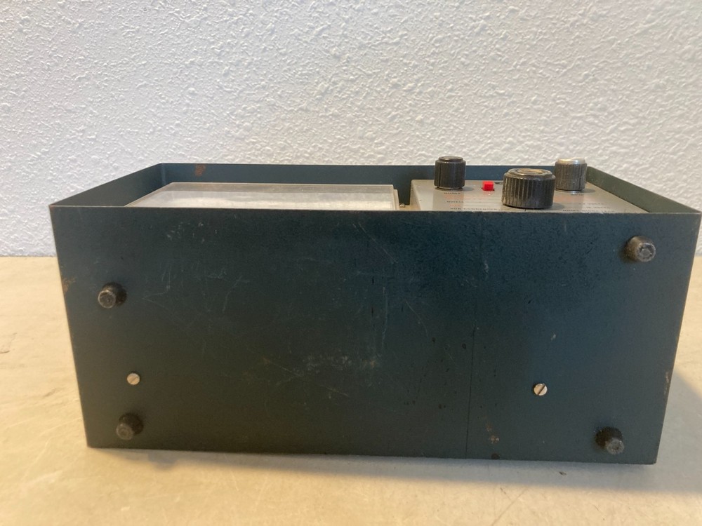 EICO Model 888 Auto Analyzer Universal Engine Analyzer Meter